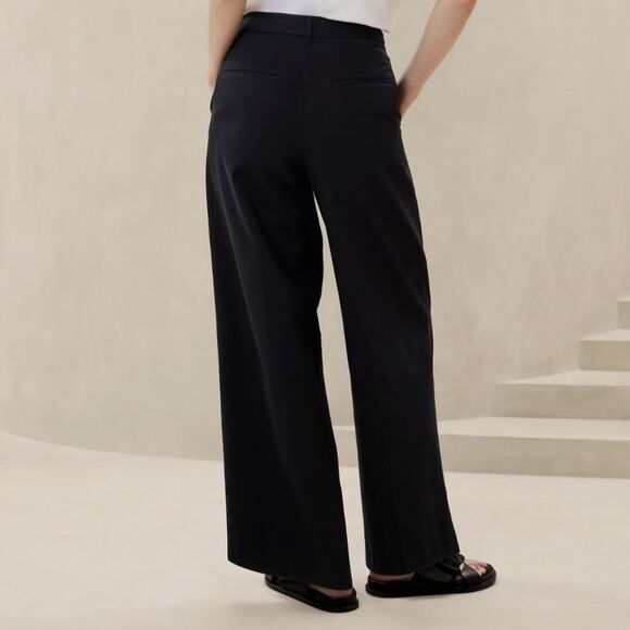 BANANA REPUBLIC Explorer Pleated Pant, Black, Size 14 NWT $80 - Picture 2 of 4